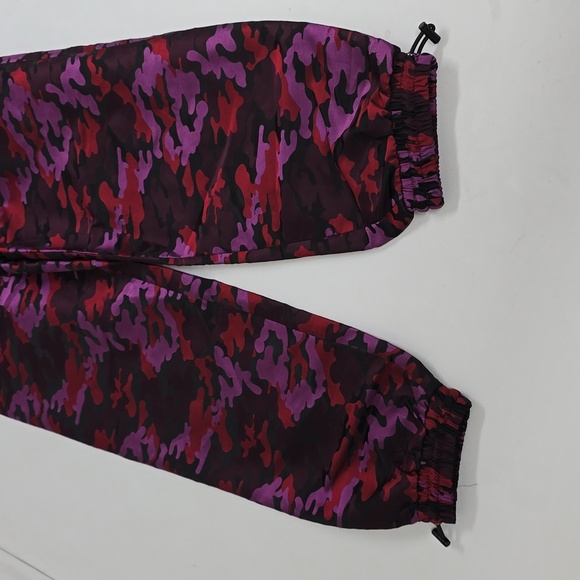 h:ours Joggers Camouflage Pink Red black - Picture 5 of 13